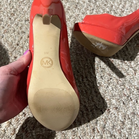 Michael Kors Open Toe coral color Platform heels - Picture 6 of 7